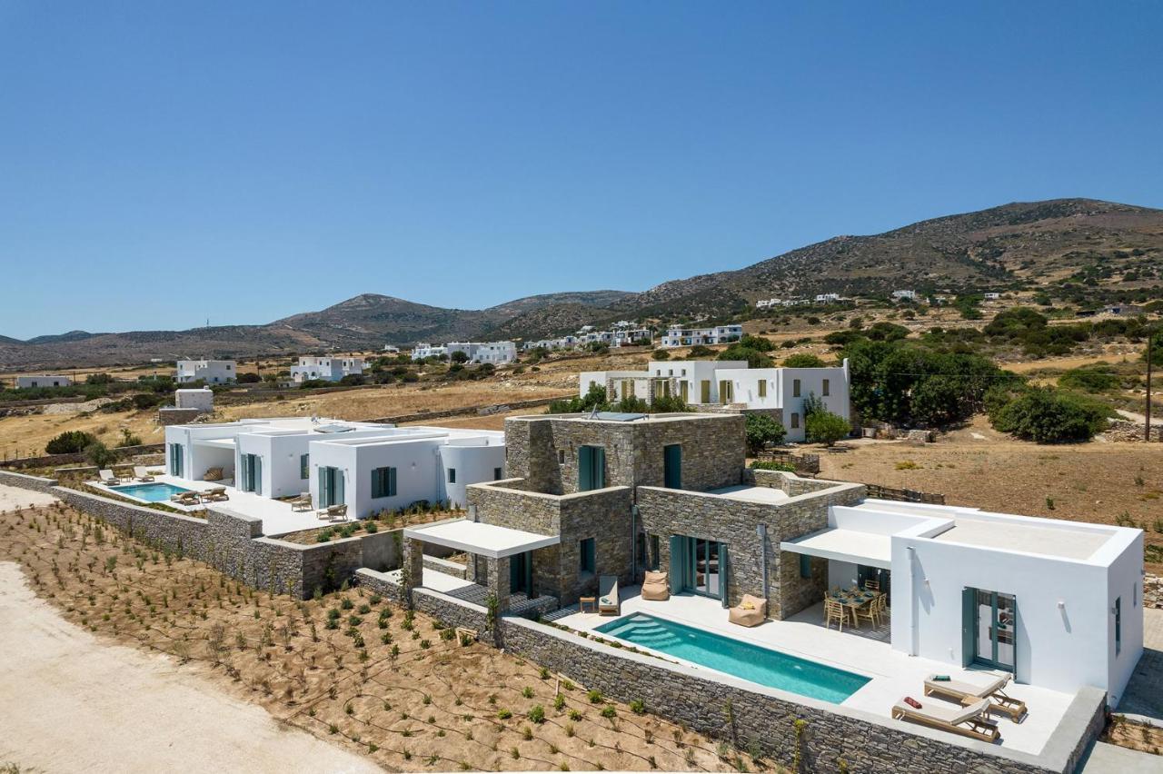 Villa Complex White And Rocks ปาริเกีย ภายนอก รูปภาพ