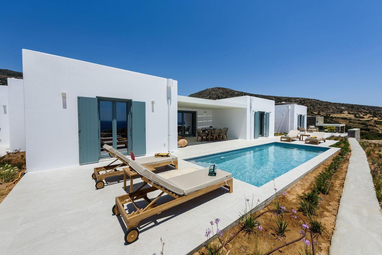 Villa Complex White And Rocks ปาริเกีย ภายนอก รูปภาพ