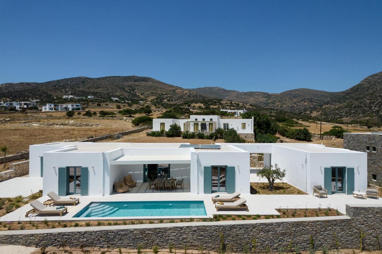 Villa Complex White And Rocks ปาริเกีย ภายนอก รูปภาพ