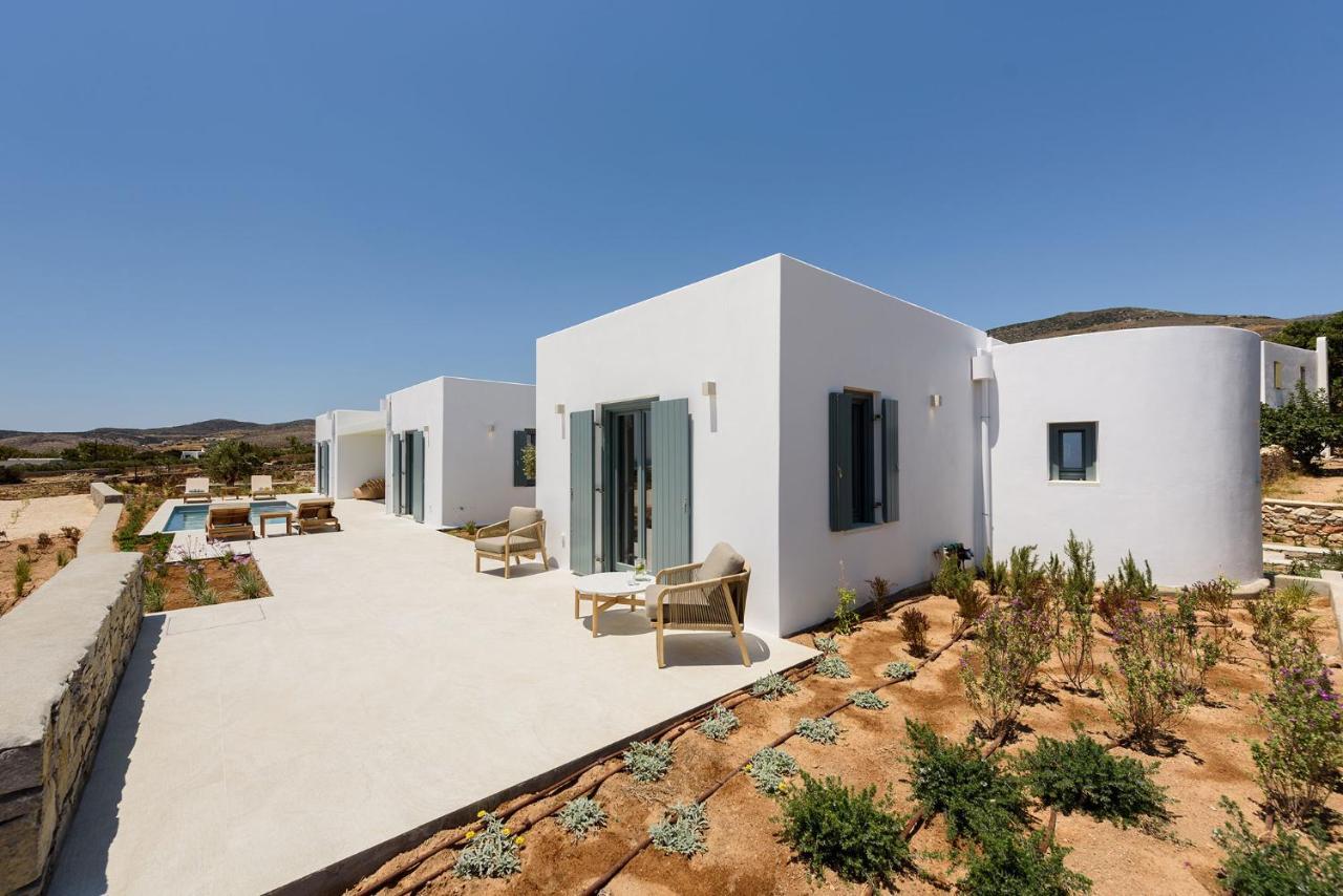 Villa Complex White And Rocks ปาริเกีย ภายนอก รูปภาพ