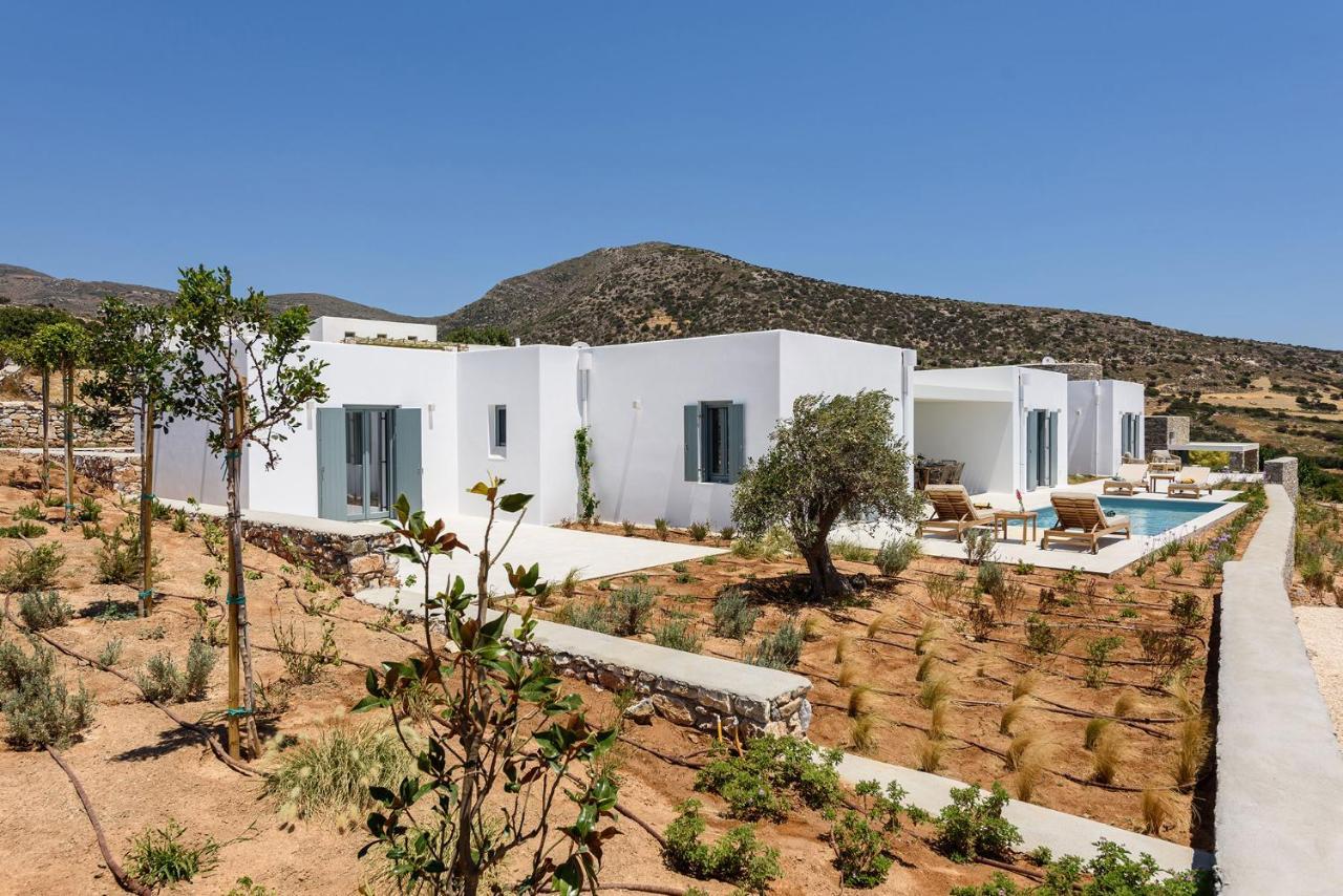 Villa Complex White And Rocks ปาริเกีย ภายนอก รูปภาพ