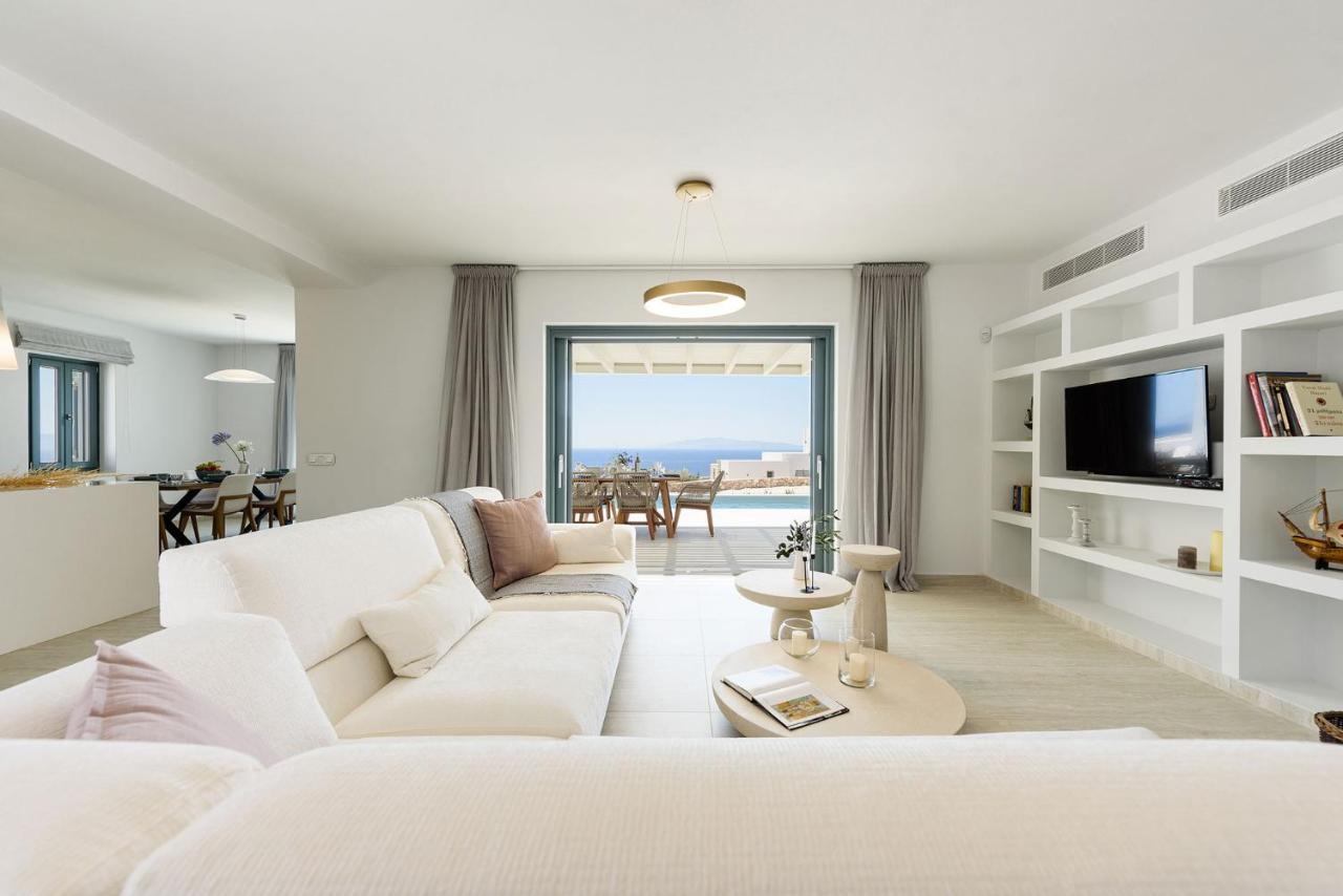 Villa Complex White And Rocks ปาริเกีย ภายนอก รูปภาพ