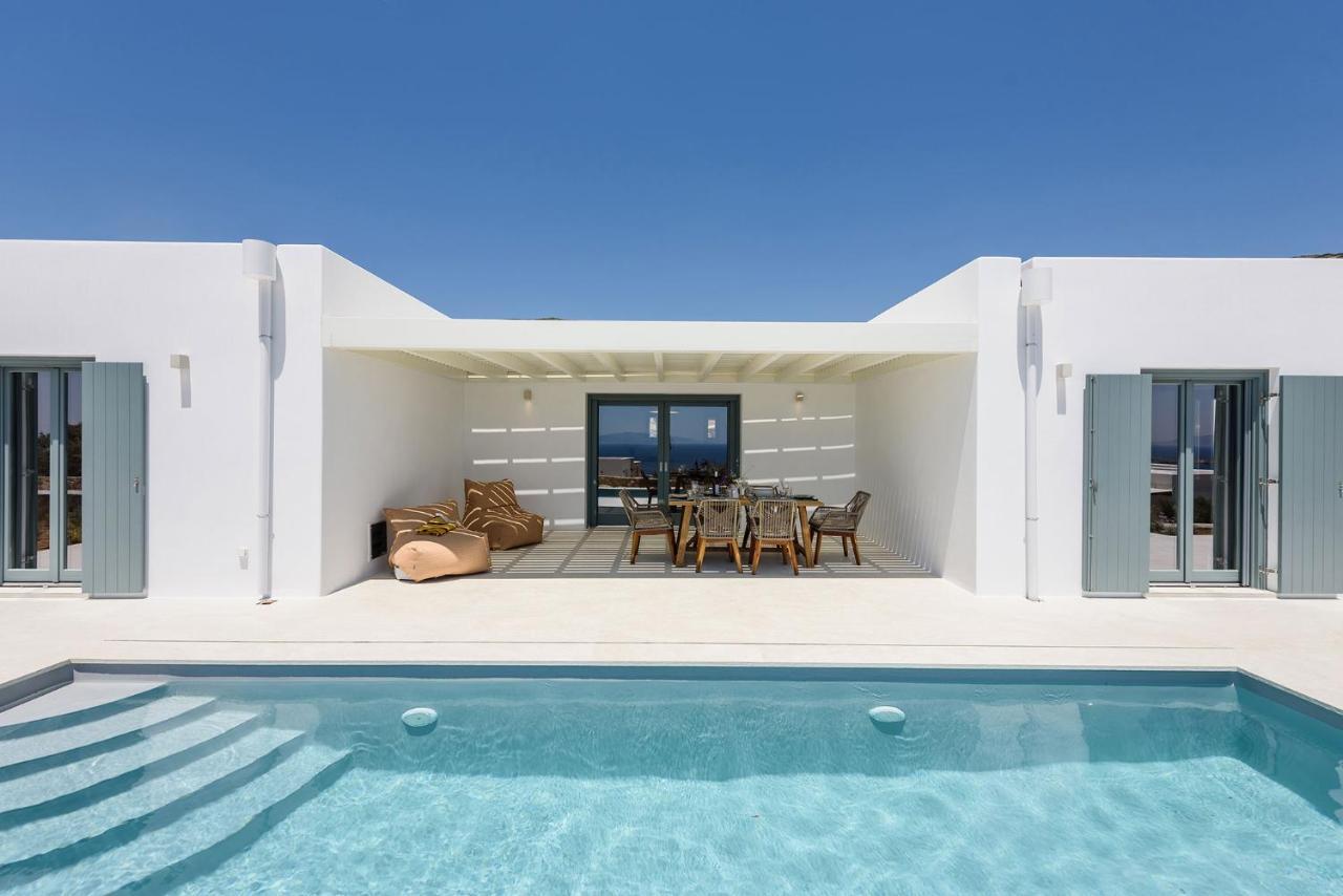 Villa Complex White And Rocks ปาริเกีย ภายนอก รูปภาพ