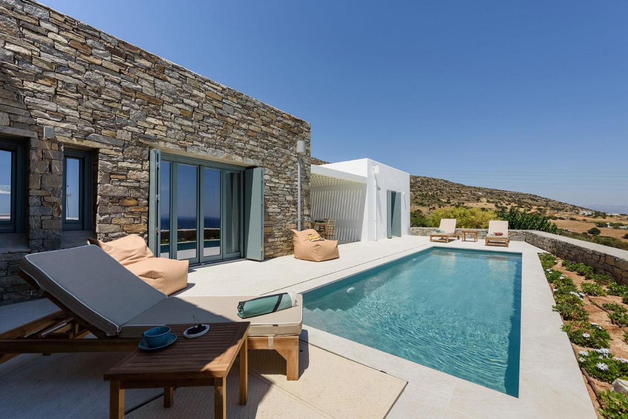 Villa Complex White And Rocks ปาริเกีย ภายนอก รูปภาพ