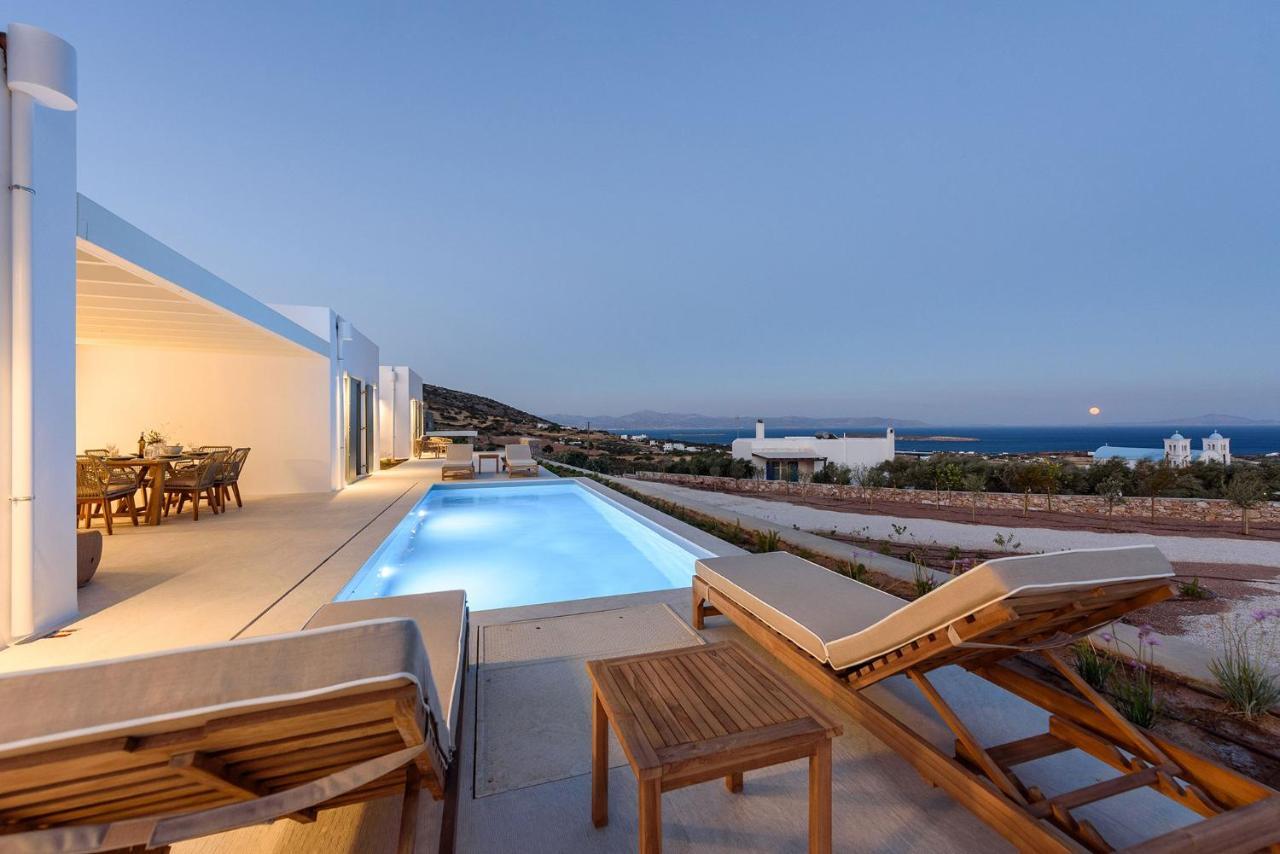 Villa Complex White And Rocks ปาริเกีย ภายนอก รูปภาพ